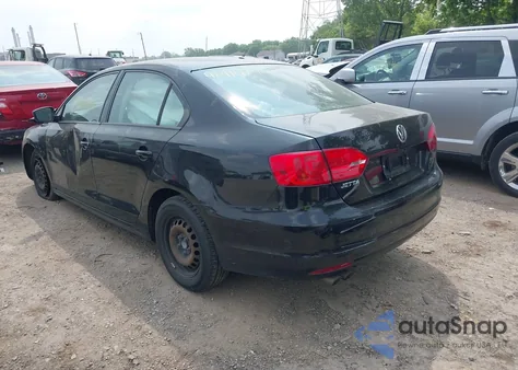 2014 Volkswagen Jetta 2.0L S z USA, uszkodzony, nr VIN 3VW2K7AJ1EM334297